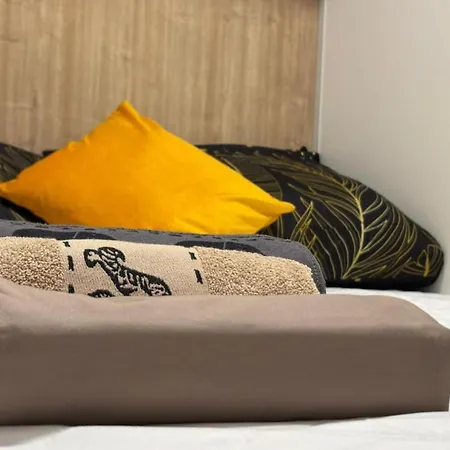 Tatil Evi Tj Escape - Mobile - Mobile With Hot Tub And Terrace