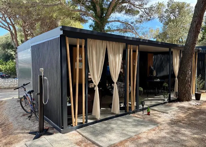 Tj Escape - Mobile - Mobile With Hot Tub And Terrace *
