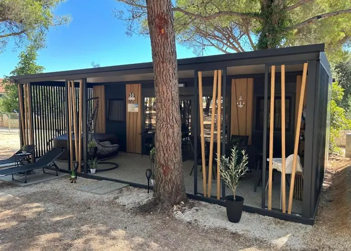 別荘 Tj Escape - Mobile - Mobile With Hot Tub And Terrace
